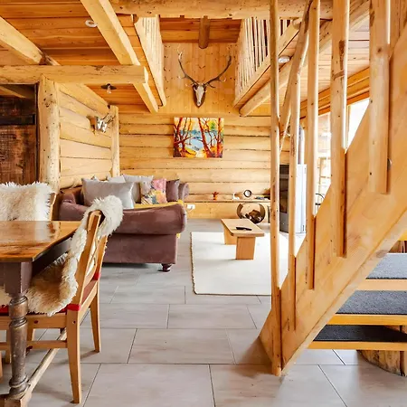 Vakantiehuis Naturstammhaus Almhuette Klagenfurt am Woerthersee